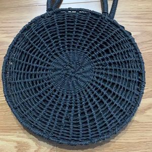 Black straw shoulder bag